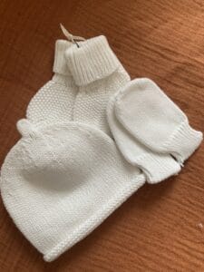 kit naissance en tricot de la marque babyshower